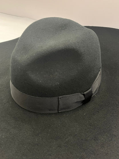 Noir Hat
